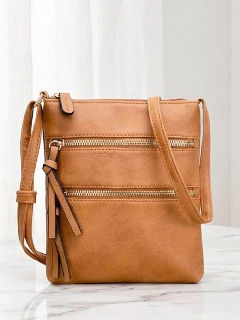 Ladies Tan Fashionable Crossbody Bag